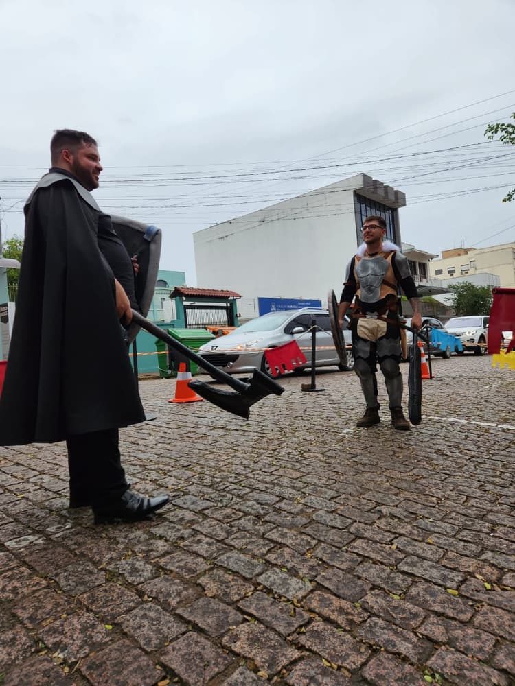 Foto do Swordplay realizado na Comic-Sul 2023